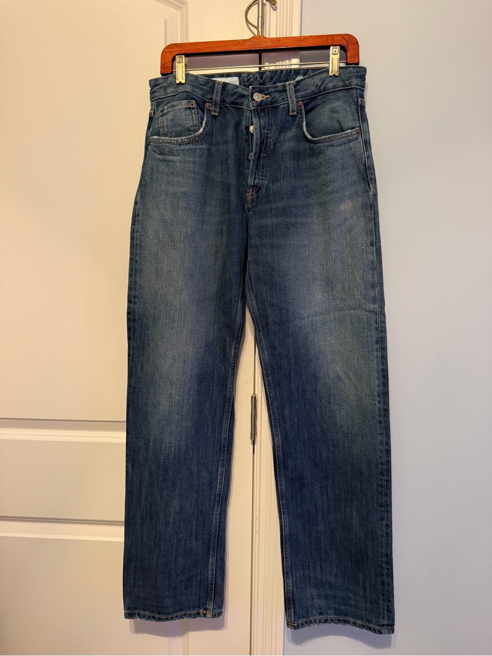 Zara women's Straight Jeans in Blue Wash